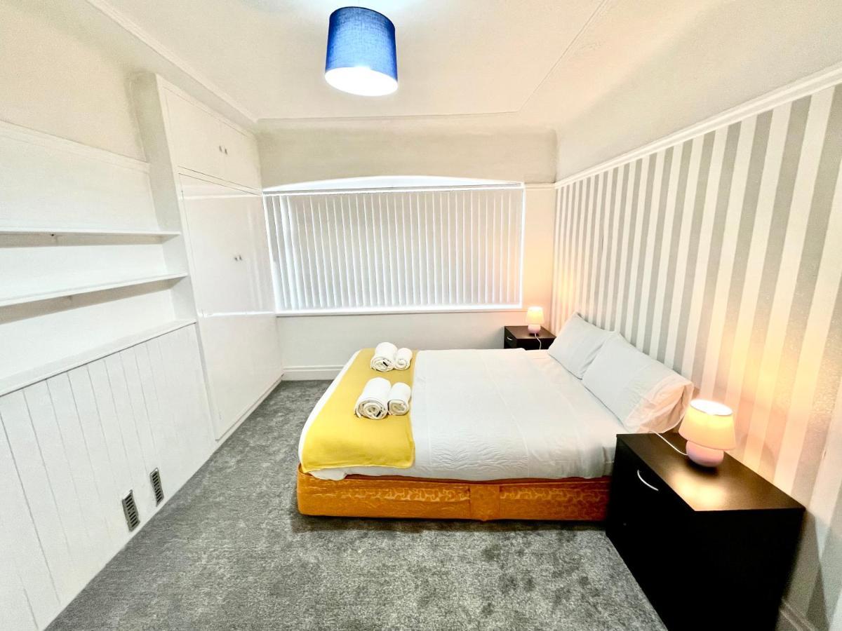 Lotus Home Wallasey Bagian luar foto